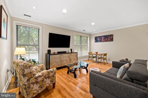 unit-114-2007 Clipper Park Rd, BALTIMORE, MD, 21211-1461 | Card Image