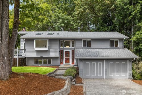 9416 Ne 143rd St, Kirkland, WA, 98034-5163 | Card Image