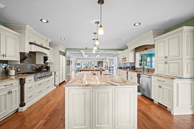 1810 Cardinal Ct, House other with 4 bedrooms, 6 bathrooms and 3 parking in Pontiac IL | Image 12