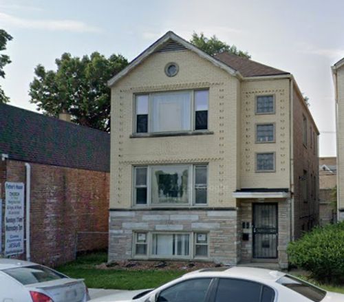 2823 W 71st St, CHICAGO, IL, 60629-2067 | Card Image