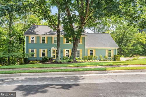 9602 Gladstone St, MANASSAS, VA, 20110-4339 | Card Image