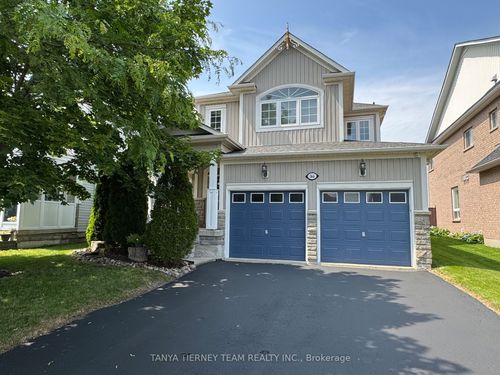 364 Carnwith Dr E, Whitby, ON, L1M2M1 | Card Image