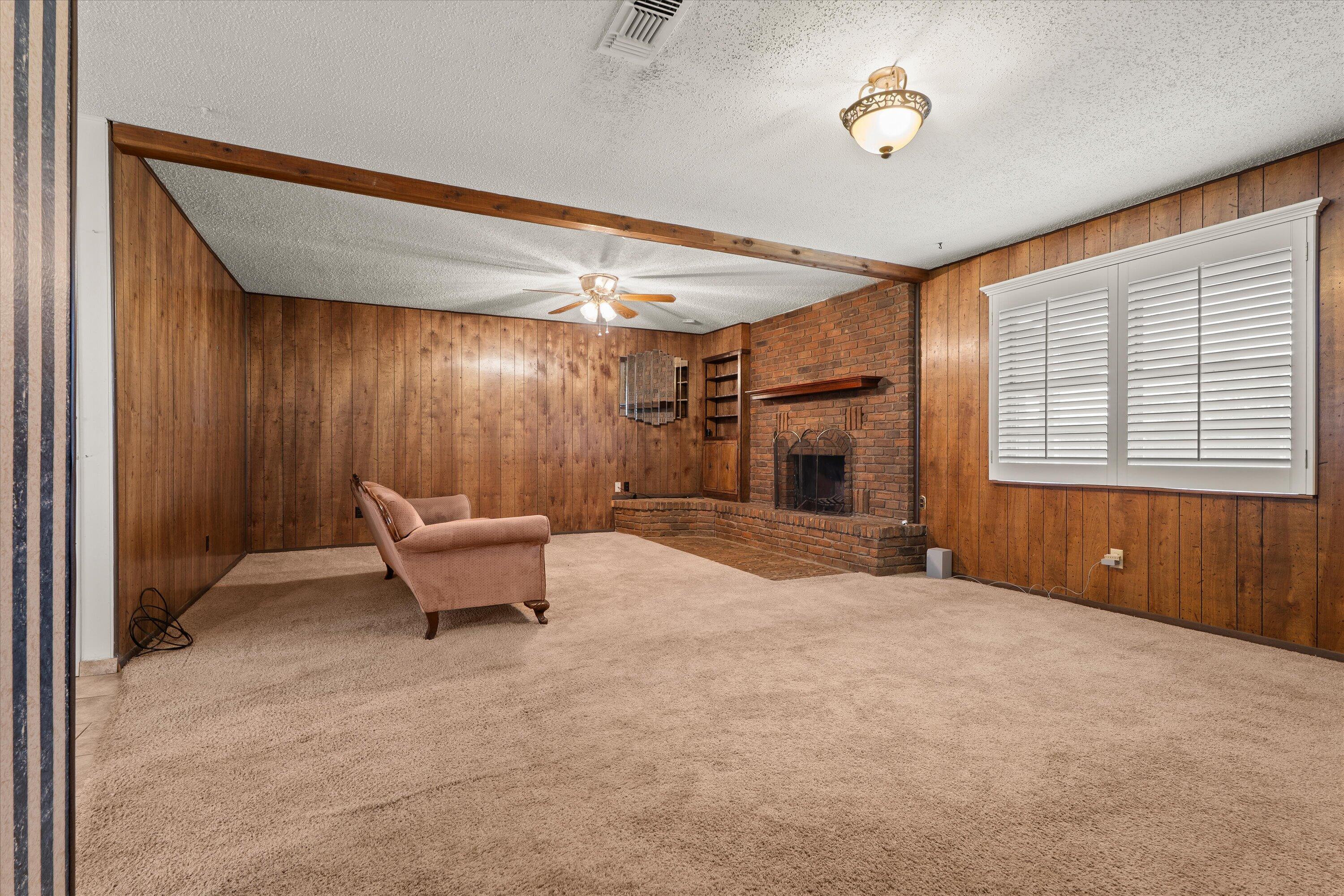 Residential in Brownfield 4