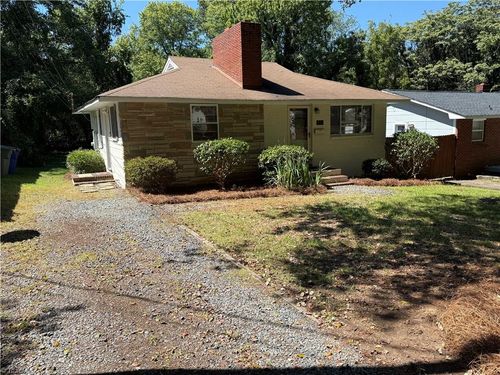 731 Faircloth St, Winston-Salem, NC, 27106-4534 | Card Image