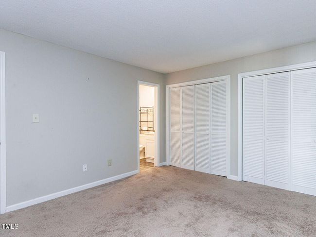 019-1280x960-primary-bedroom | Image 19