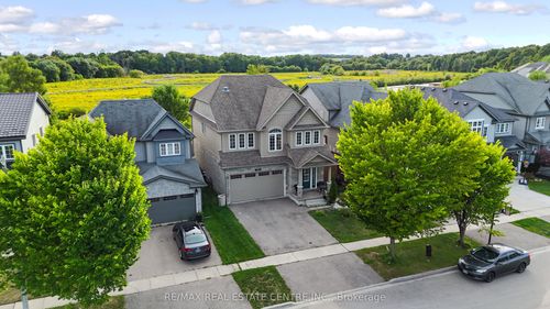 56 Smith'S Creek Dr, New Hamburg, ON, N3A0B3 | Card Image