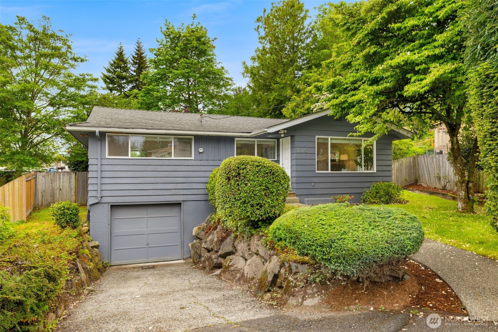 Residential in Bellevue 3