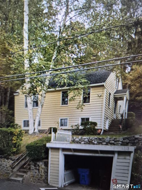 314 Porter Ave, Middlebury, CT, 06762-2615 | Card Image