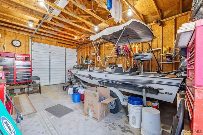 Detached garage for all your fun, water toys and even a workshop! | Image 27