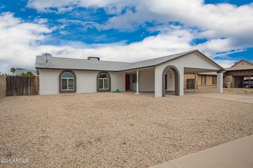 6428 W Sunnyslope Ln, Glendale, AZ, 85302-4020 | Card Image