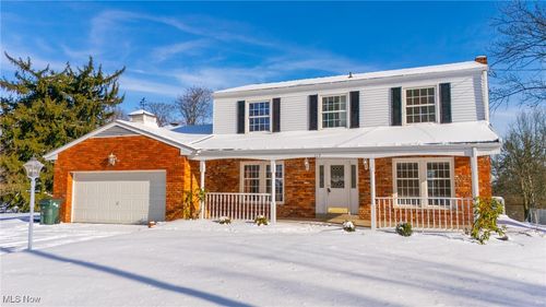 113 Pine Knoll Ter, Saint Clairsville, OH, 43950-1638 | Card Image