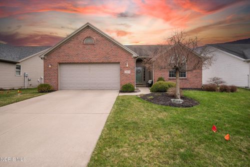 10835 S Lakes Dr, Perrysburg, OH, 43551-6388 | Card Image