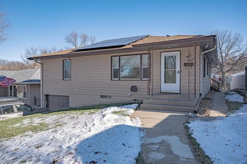 3020 Grandview Blvd, Sioux City, IA, 51104-3932 | Card Image