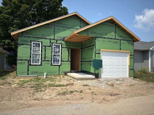 a-967A W Maumee St, Adrian, MI, 49221-1915 | Card Image