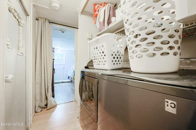 18 Apache Dr, House other with 2 bedrooms, 1 bathrooms and 2 parking in North Adams MA | Image 8