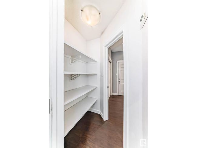 5505 206a St Nw, House other with 4 bedrooms, 4 bathrooms and 4 parking in Edmonton AB | Image 17