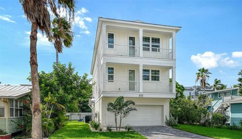 111 4th St S, BRADENTON BEACH, FL, 34217-2472 | Card Image