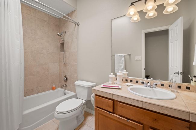 8719 Desert Fox Way, Condo with 3 bedrooms, 3 bathrooms and null parking in Albuquerque NM | Image 23