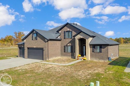 6839 Pintail Rd, Fair Haven, MI, 48023-3107 | Card Image