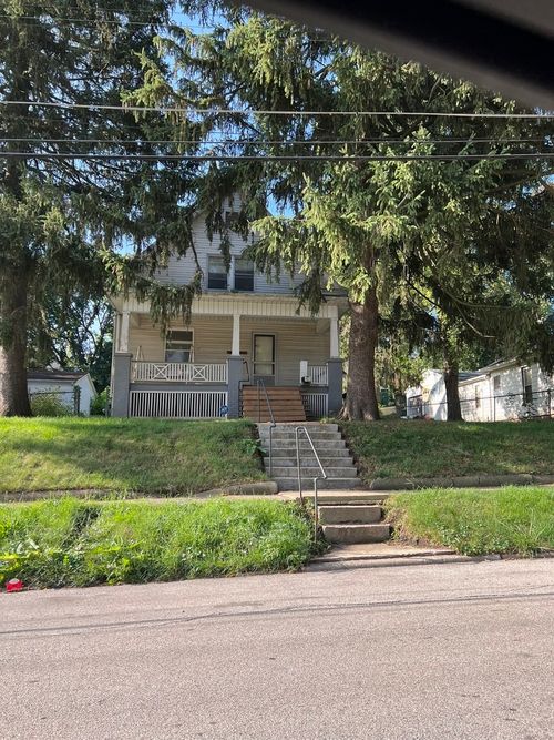 1214 W Olive Street, Bloomington, IL, 61701 | Card Image