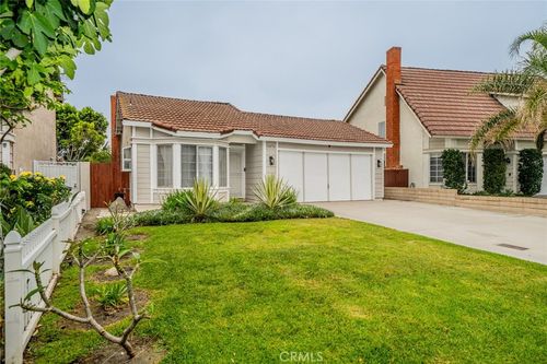 11876 Banana Ave, Fontana, CA, 92337-0709 | Card Image