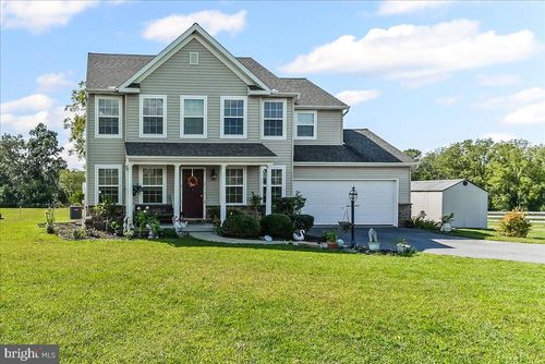 127 Lavender Ct, LINCOLN UNIVERSITY, PA, 19352-9201 | Card Image