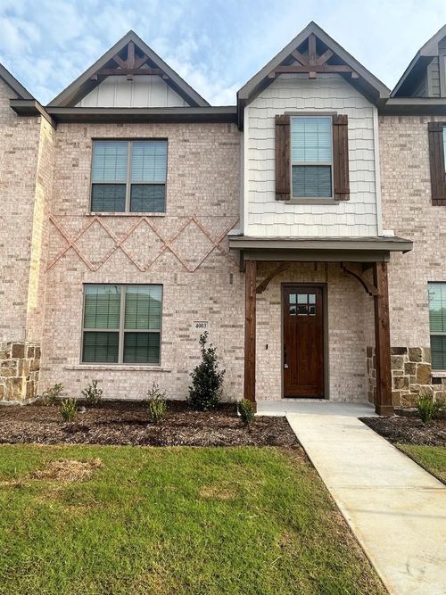 4003 Avion Dr, Sanger, TX, 76266-1726 | Card Image