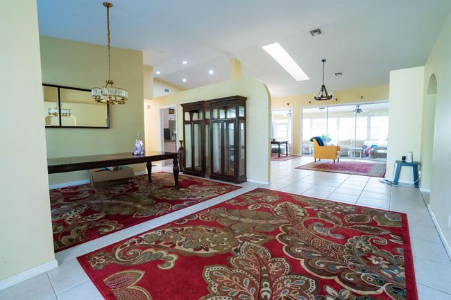 165 Cypress Trce, House other with 4 bedrooms, 3 bathrooms and null parking in Royal Palm Beach FL | Image 4