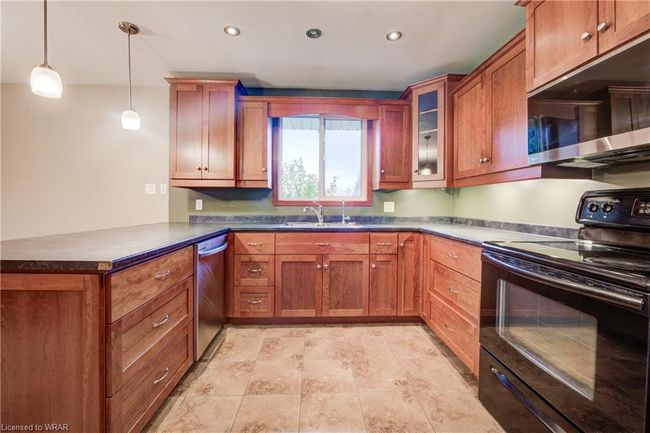 1838 Trussler Rd, House other with 3 bedrooms, 2 bathrooms and 11 parking in Kitchener ON | Image 16