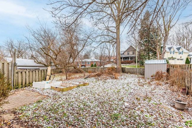 58 Main St N, House attached with 3 bedrooms, 1 bathrooms and 2 parking in Newmarket ON | Image 28