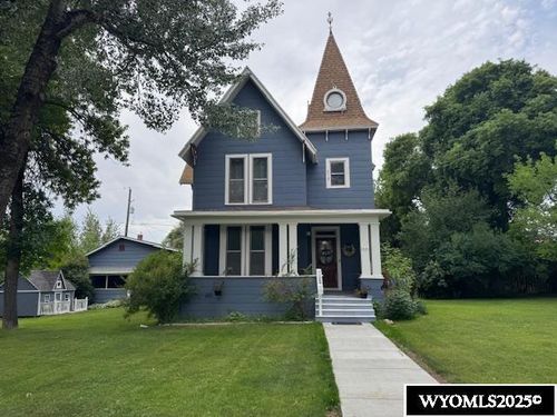 1025 Summit St, Evanston, WY, 82930-3452 | Card Image