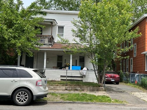 1050 Hancock Ave, Bridgeport, CT, 06605-1911 | Card Image