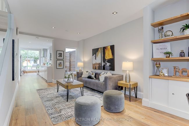 14 Marion St, House attached with 3 bedrooms, 3 bathrooms and null parking in Toronto ON | Image 9