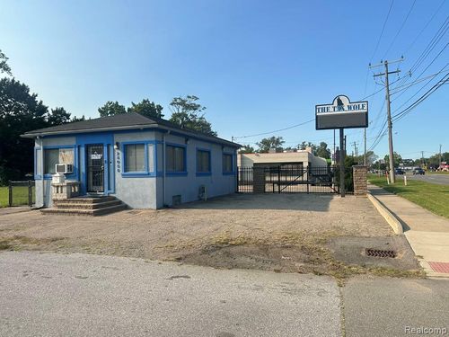 24056 Pilgrim, Redford, MI, 48239-3520 | Card Image