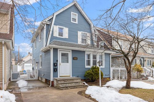 93-31 215th St, Queens Village, NY, 11428-1707 | Card Image
