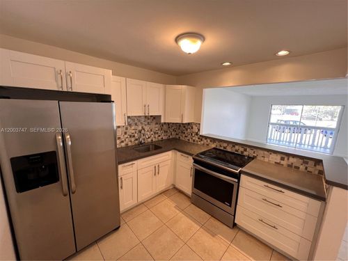 a104-15221 Ne 6th Ave, Miami, FL, 33162-5046 | Card Image
