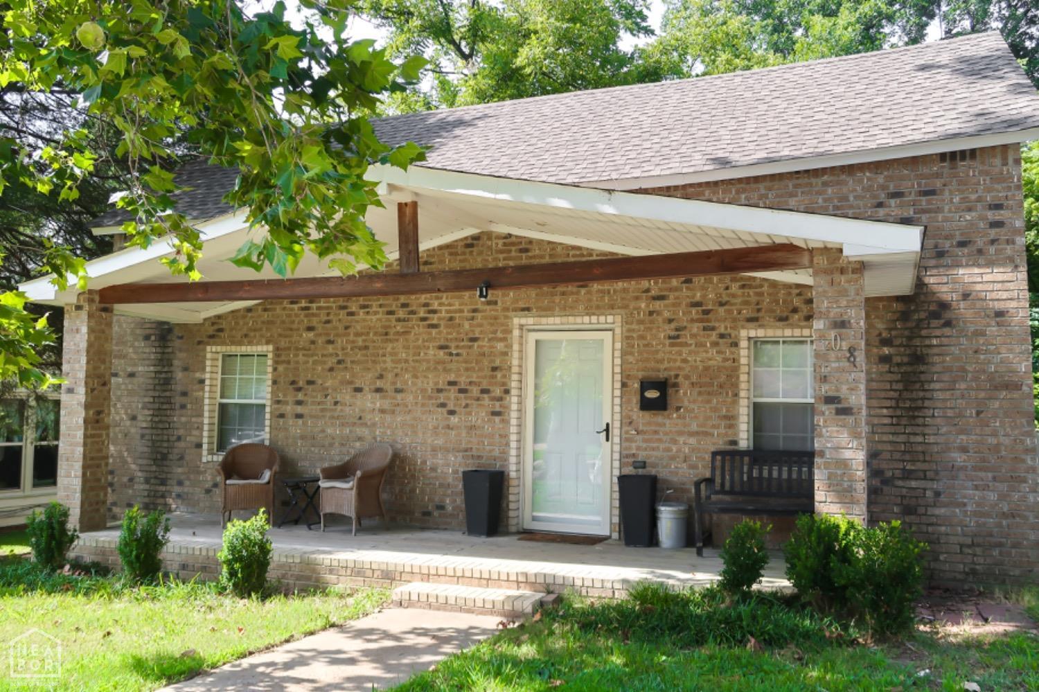 Warner Ave, Jonesboro, AR 72401