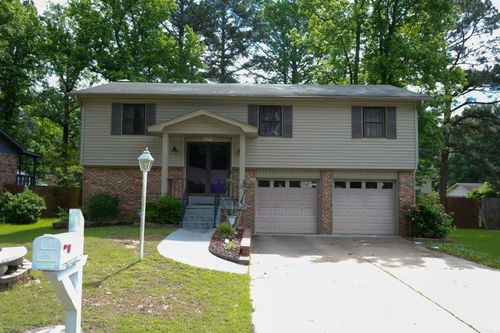 10715 Excalibur Drive, Little Rock, AR, 72209 | Card Image