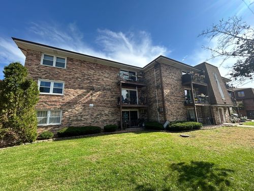303-9817 Nottingham Ave, Chicago Ridge, IL, 60415-1027 | Card Image