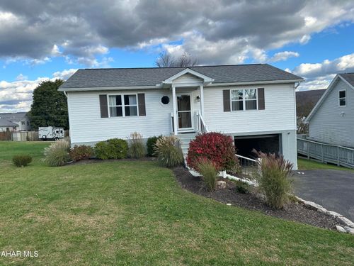 1816 N 11th Ave, Altoona, PA, 16601-6430 | Card Image