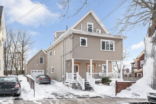 43 Granville Ave, Malden, MA, 02148 | Card Image