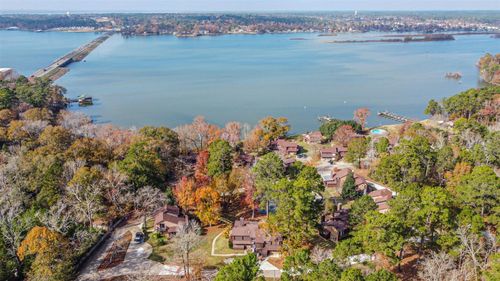 132-200 Fountain Lk, Livingston, TX, 77351-9111 | Card Image