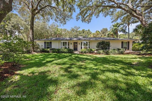 990 Hagler Dr, Neptune Beach, FL, 32266-3754 | Card Image