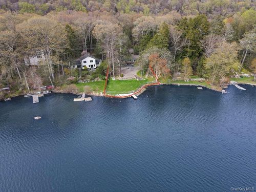 58 Twin Lakes Rd, South Salem, NY, 10590-1009 | Card Image