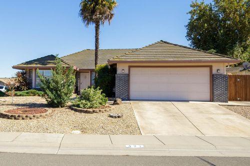 327 Shelduck Ln, Galt, CA, 95632-2401 | Card Image