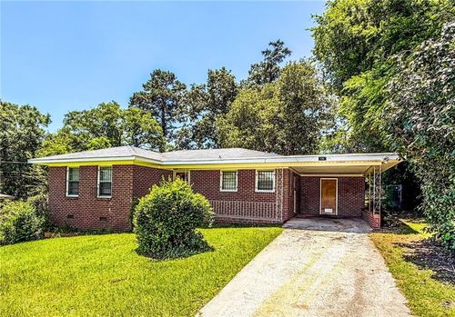 2063 Fairway Dr, Macon, GA, 31217-4913 | Card Image