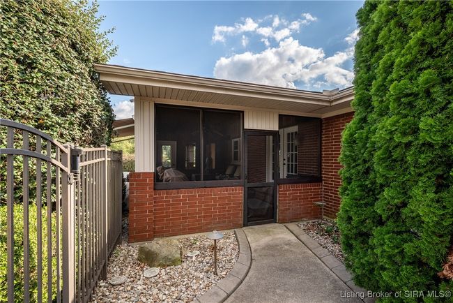 5142 Scottsville Rd, Home with 3 bedrooms, 3 bathrooms and null parking in Floyds Knobs IN | Image 43