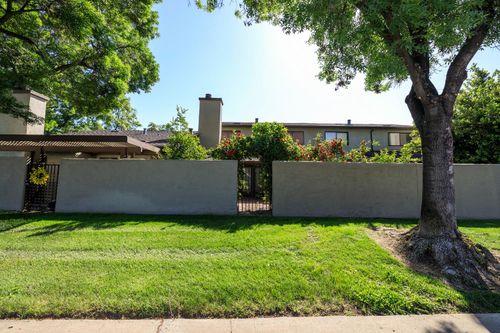 1822 Plaza De Maria, Modesto, CA, 95350-3552 | Card Image