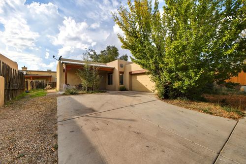 4616 Apache Knl, Santa Fe, NM, 87507-1693 | Card Image
