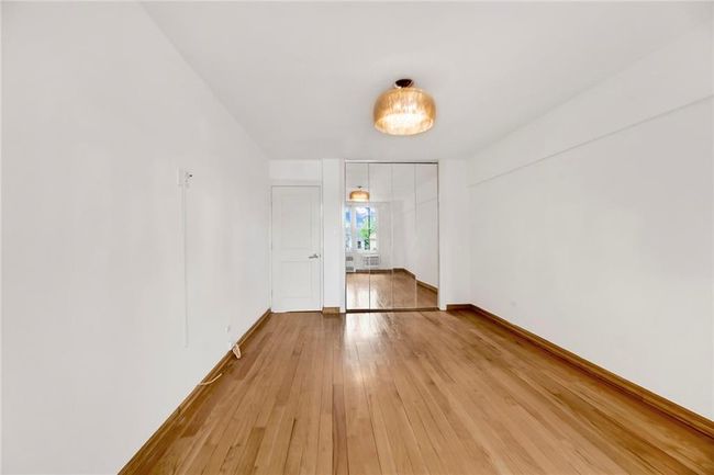 APT-2E - 1625 Emmons Ave, Home with 1 bedrooms, 1 bathrooms and null parking in Brooklyn NY | Image 5